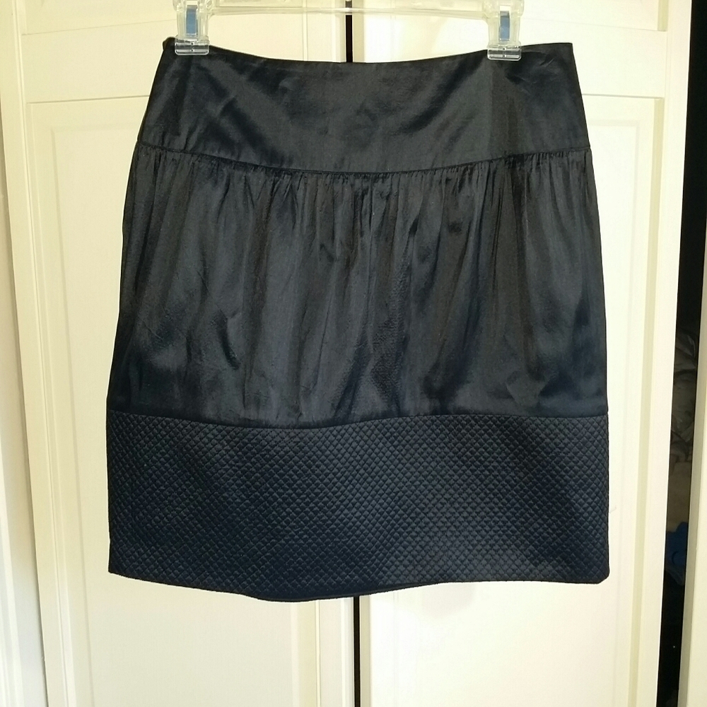 Temporarily unavailable: 100% Silk skirt